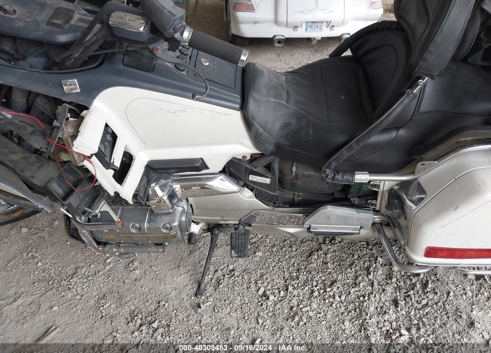 1994 HONDA GL1500 SE VIN: 1HFSC2232RA601376