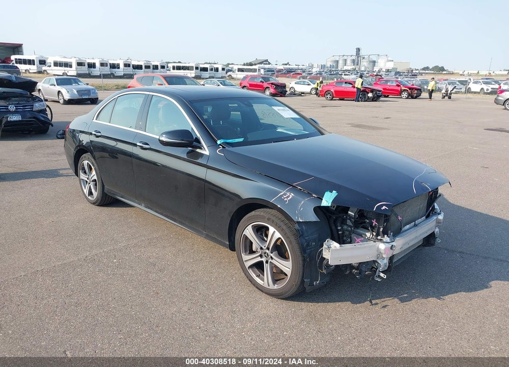 2019 MERCEDES-BENZ E 300 4MATIC VIN: WDDZF4KB9KA624085