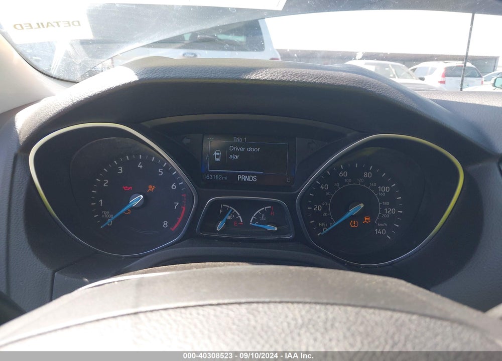 2015 FORD FOCUS SE VIN: 1FADP3K23FL293581