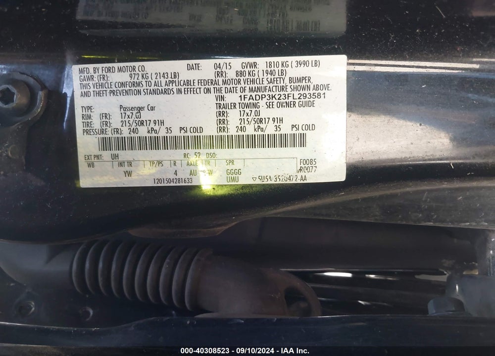 2015 FORD FOCUS SE VIN: 1FADP3K23FL293581