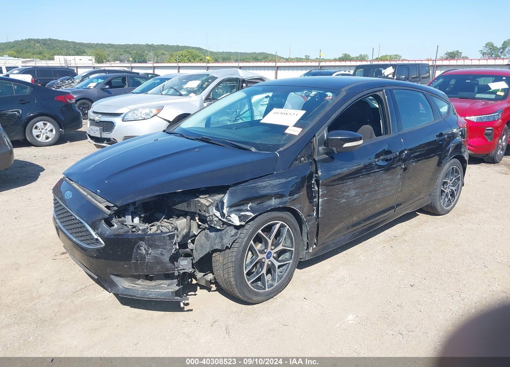 2015 FORD FOCUS SE VIN: 1FADP3K23FL293581