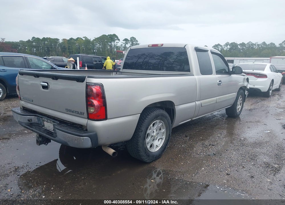 2005 CHEVROLET SILVERADO 1500 LS VIN: 2GCEC19T751157875