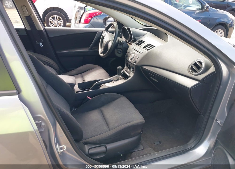 2011 MAZDA 3 I SPORT VIN: JM1BL1UF9B1411768