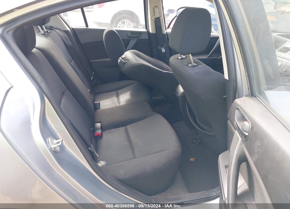 2011 MAZDA 3 I SPORT VIN: JM1BL1UF9B1411768