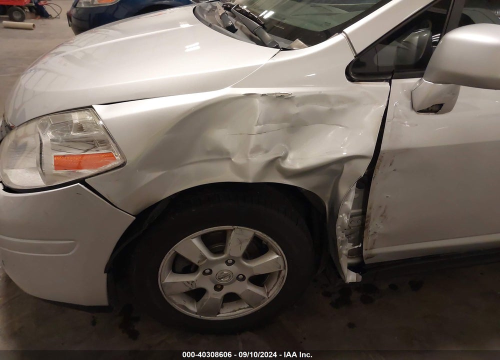 2008 NISSAN VERSA 1.8SL VIN: 3N1BC13E48L368938