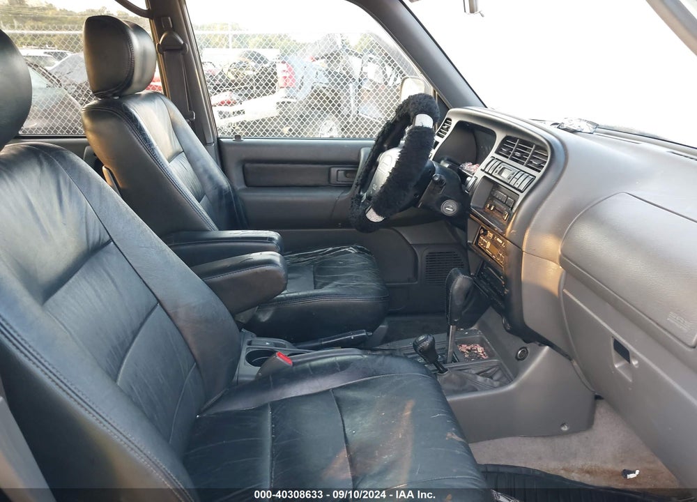 2002 ISUZU TROOPER LIMITED/LS/S VIN: JACDJ58X027J12108