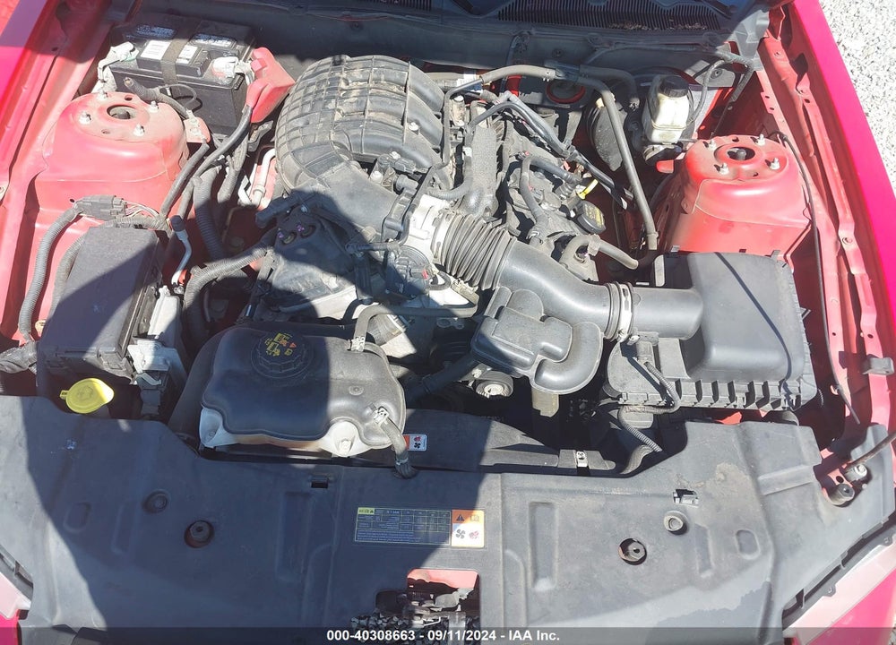 2013 FORD MUSTANG V6 VIN: 1ZVBP8AM5D5268052