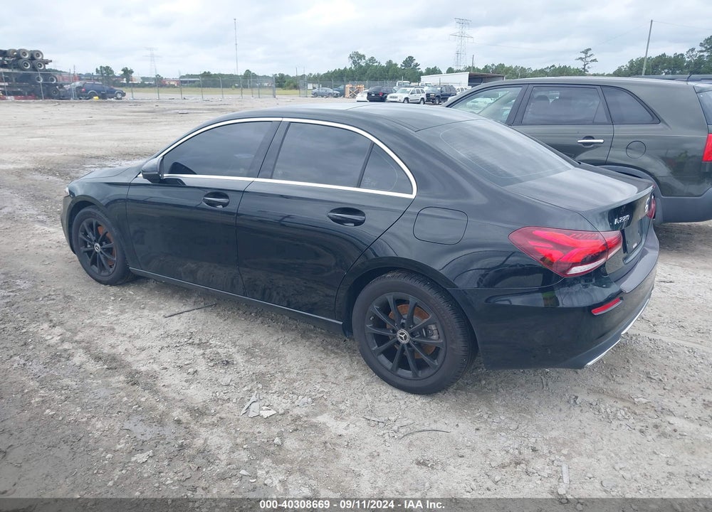 2019 MERCEDES-BENZ A 220 4MATIC VIN: WDD3G4FB4KW026504