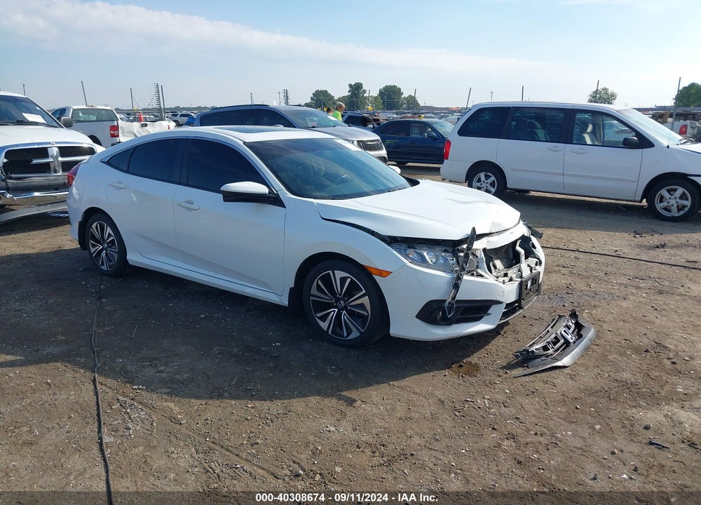 2018 HONDA CIVIC EX-L VIN: JHMFC1F77JX001942