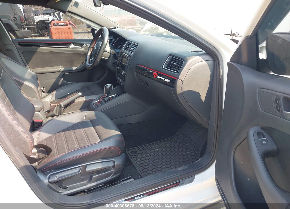 2017 VOLKSWAGEN JETTA GLI VIN: 3VW4T7AJ9HM318794