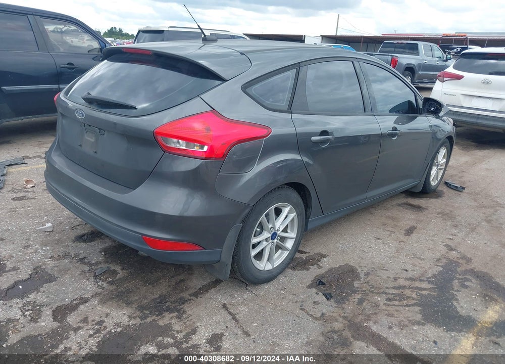 2016 FORD FOCUS SE VIN: 1FADP3K28GL252851