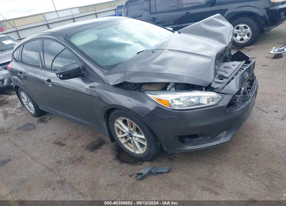 2016 FORD FOCUS SE VIN: 1FADP3K28GL252851