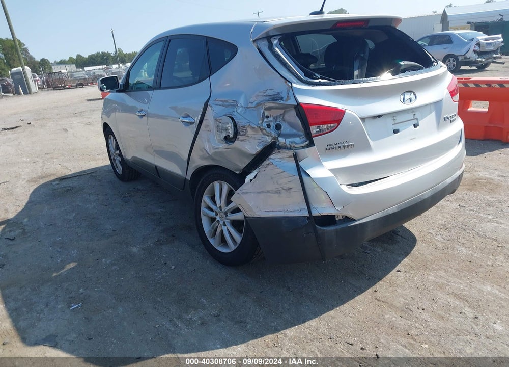 2013 HYUNDAI TUCSON LIMITED VIN: KM8JU3AC4DU548452