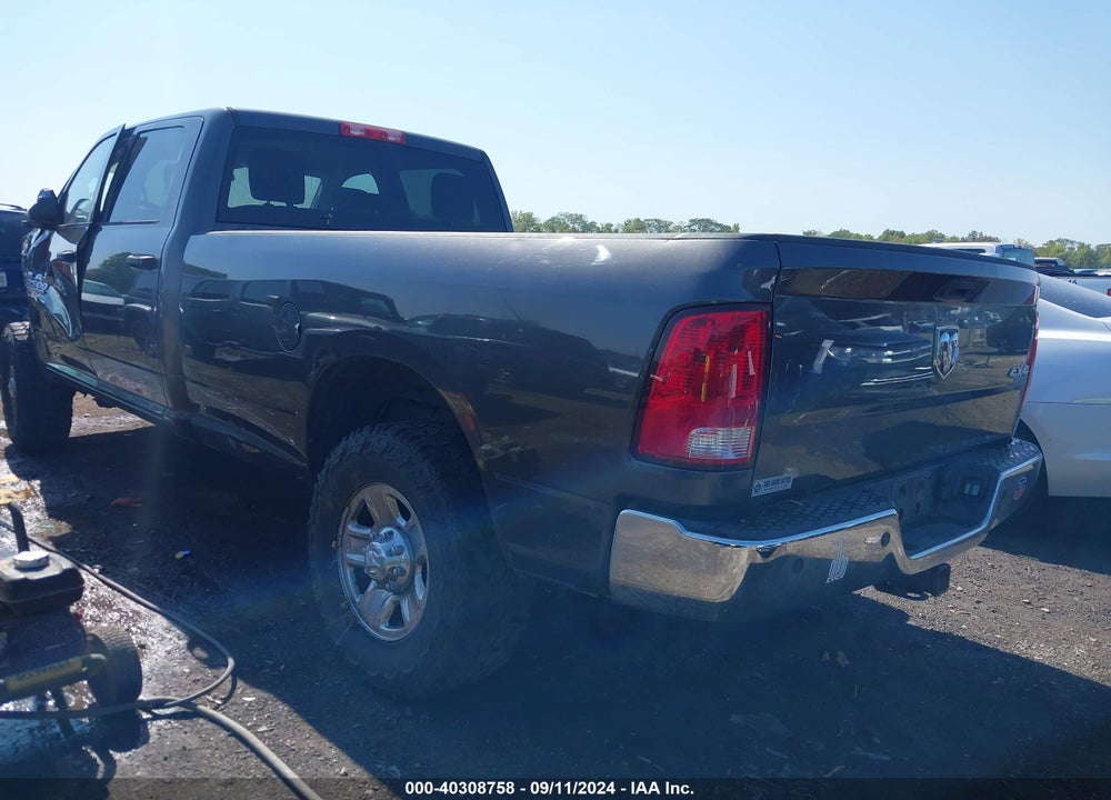2017 RAM 2500 TRADESMAN 4X4 8' BOX VIN: 3C6UR5HJ8HG725989