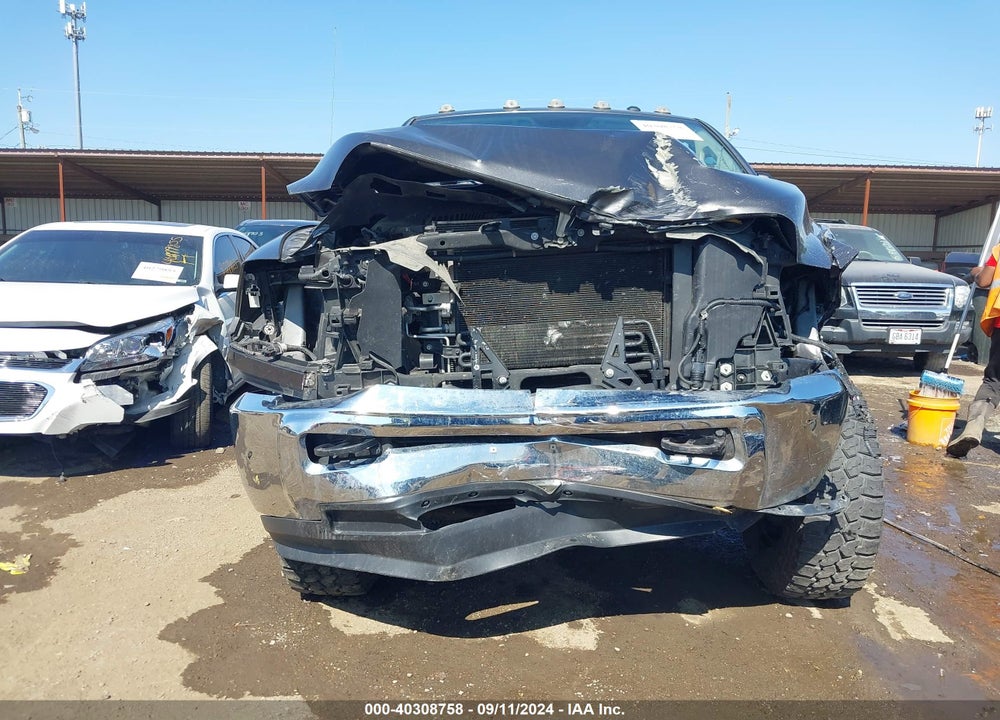 2017 RAM 2500 TRADESMAN 4X4 8' BOX VIN: 3C6UR5HJ8HG725989