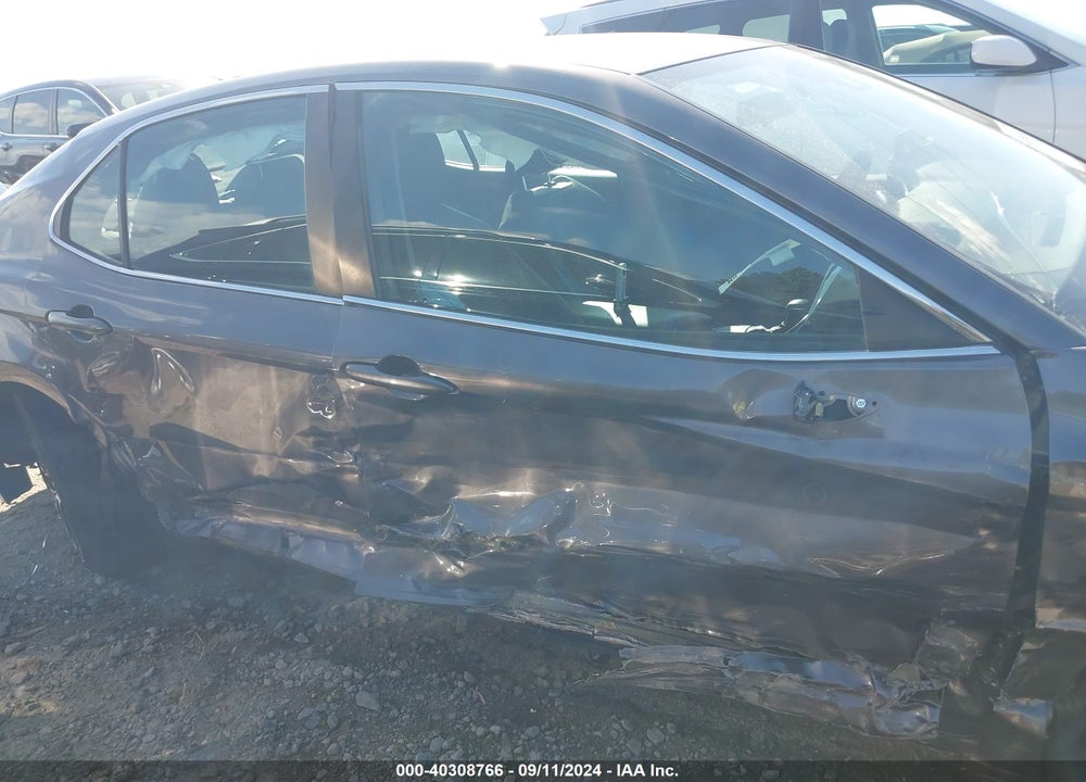2019 TOYOTA CAMRY SE VIN: 4T1B11HK2KU260523