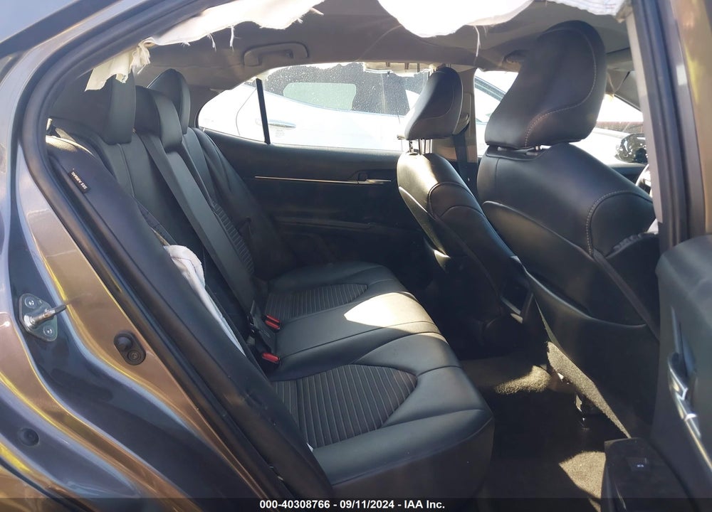 2019 TOYOTA CAMRY SE VIN: 4T1B11HK2KU260523