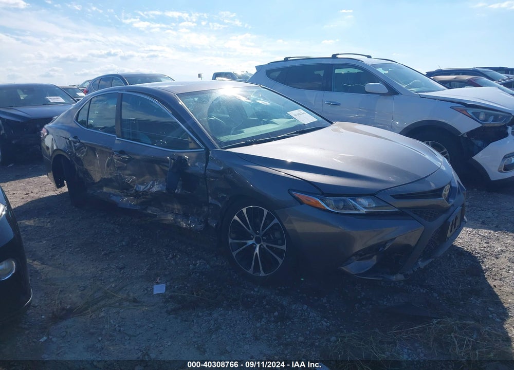 2019 TOYOTA CAMRY SE VIN: 4T1B11HK2KU260523