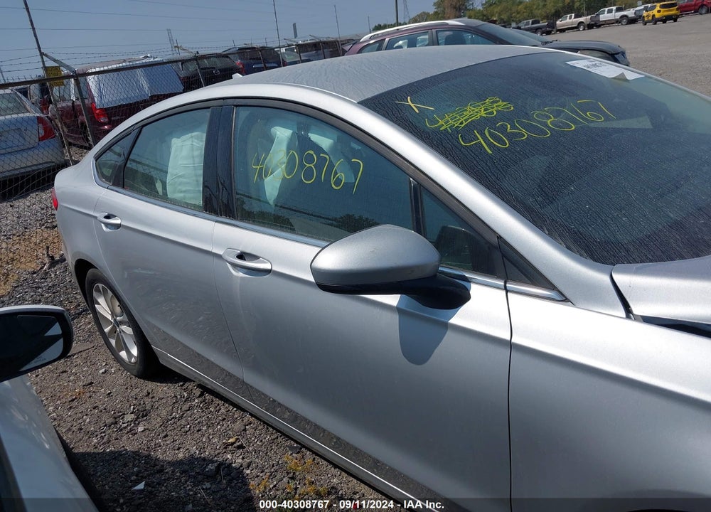2019 FORD FUSION SE VIN: 3FA6P0H73KR238652