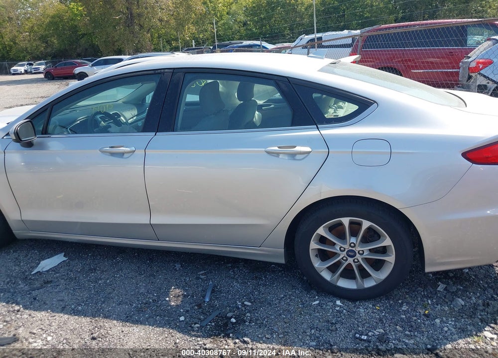 2019 FORD FUSION SE VIN: 3FA6P0H73KR238652