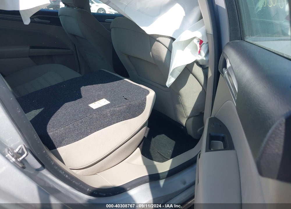 2019 FORD FUSION SE VIN: 3FA6P0H73KR238652