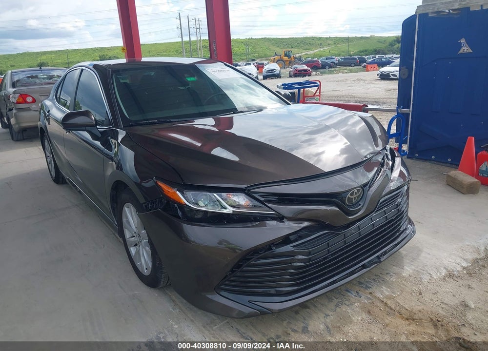 2020 TOYOTA CAMRY LE VIN: 4T1C11AK2LU900049