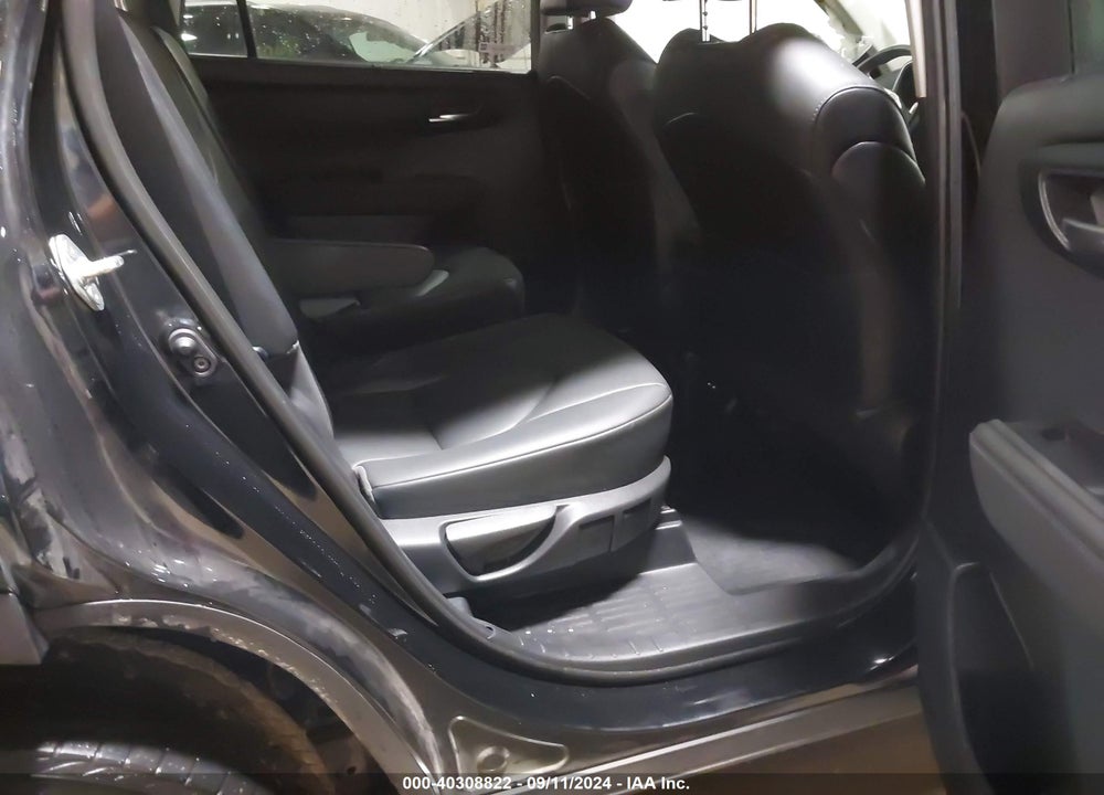 2021 TOYOTA HIGHLANDER XLE VIN: 5TDHZRBH2MS144605