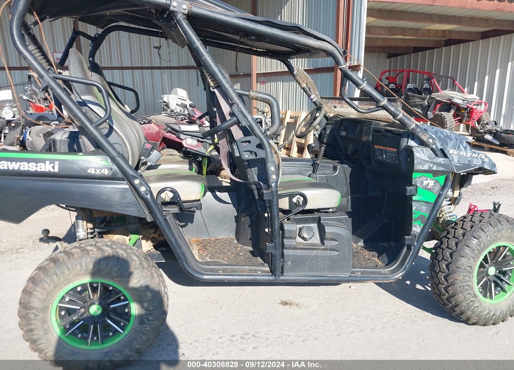 2021 KAWASAKI KRT800 J/K VIN: JKBRTCJ19MB501220