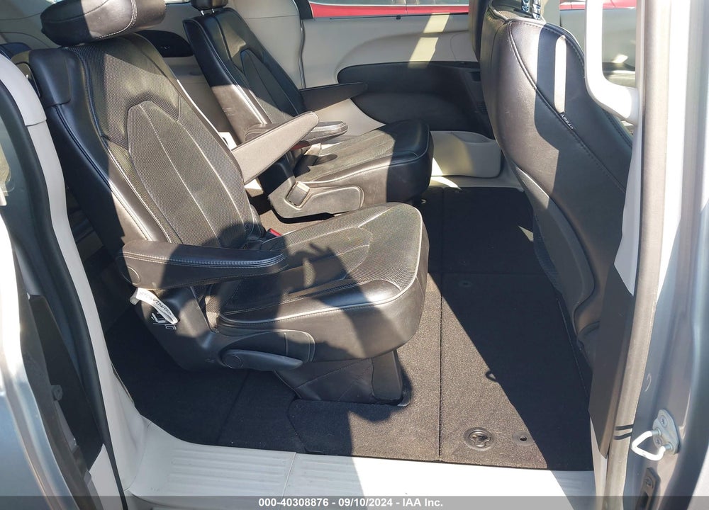 2018 CHRYSLER PACIFICA LIMITED VIN: 2C4RC1GG4JR269164