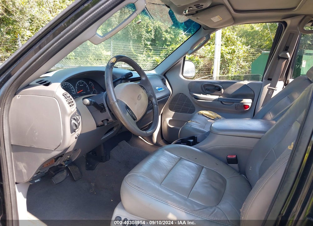 2002 FORD F-150 LARIAT/XLT VIN: 1FTRW08L62KD60532