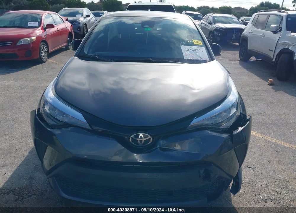 2021 TOYOTA C-HR XLE VIN: JTNKHMBX8M1105156