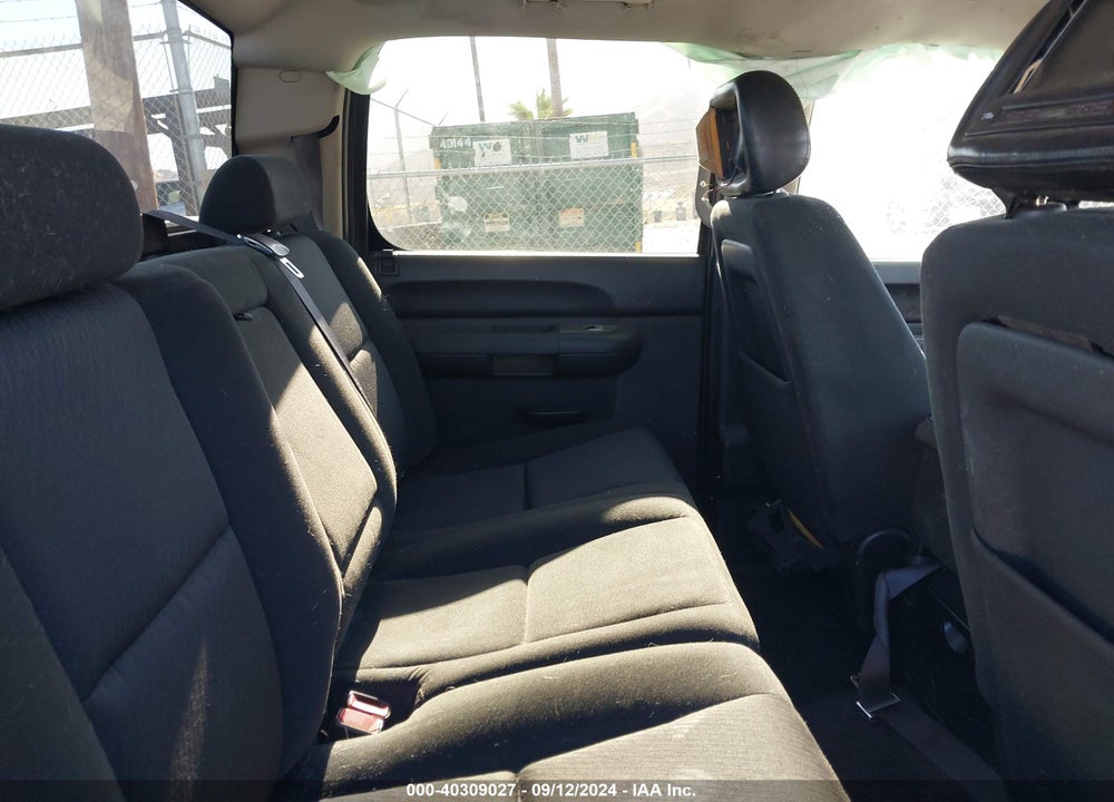 2011 CHEVROLET SILVERADO 1500 LT VIN: 3GCPCSE08BG179462