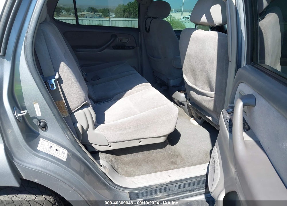 2004 TOYOTA SEQUOIA SR5 V8 VIN: 5TDZT34A64S225089
