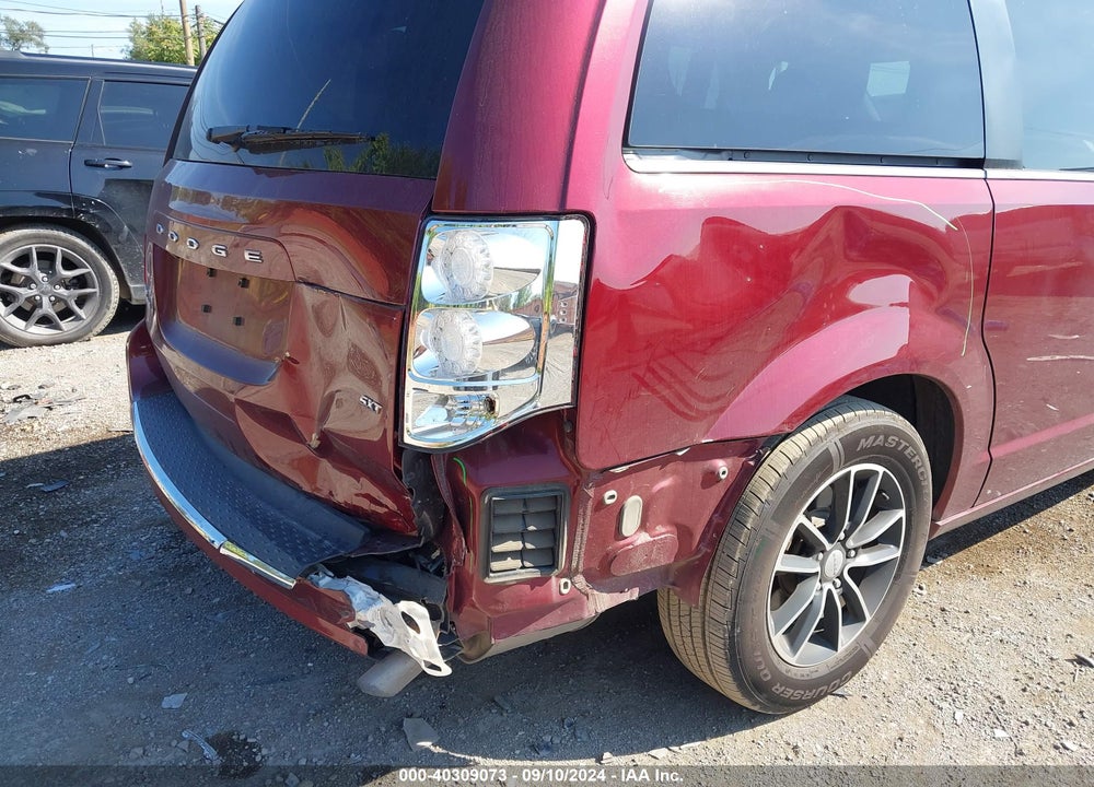 2018 DODGE GRAND CARAVAN SXT VIN: 2C4RDGCGXJR329812