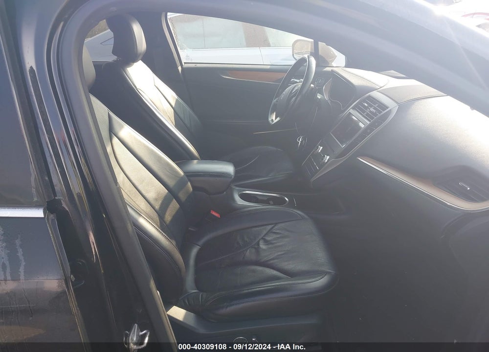 2017 LINCOLN MKC RESERVE VIN: 5LMCJ3C94HUL40609