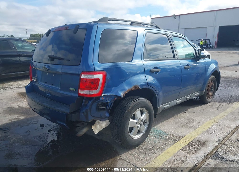 2010 FORD ESCAPE VIN: 1FMCU9DG2AKB43644
