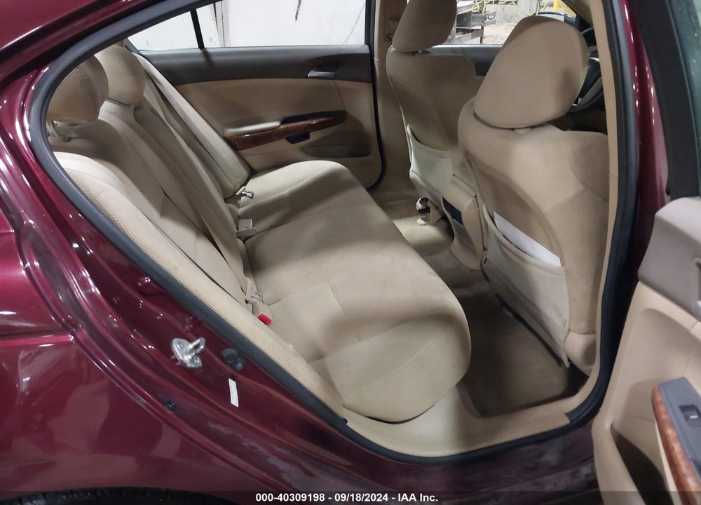 2010 HONDA ACCORD 2.4 EX VIN: 1HGCP2F71AA190672