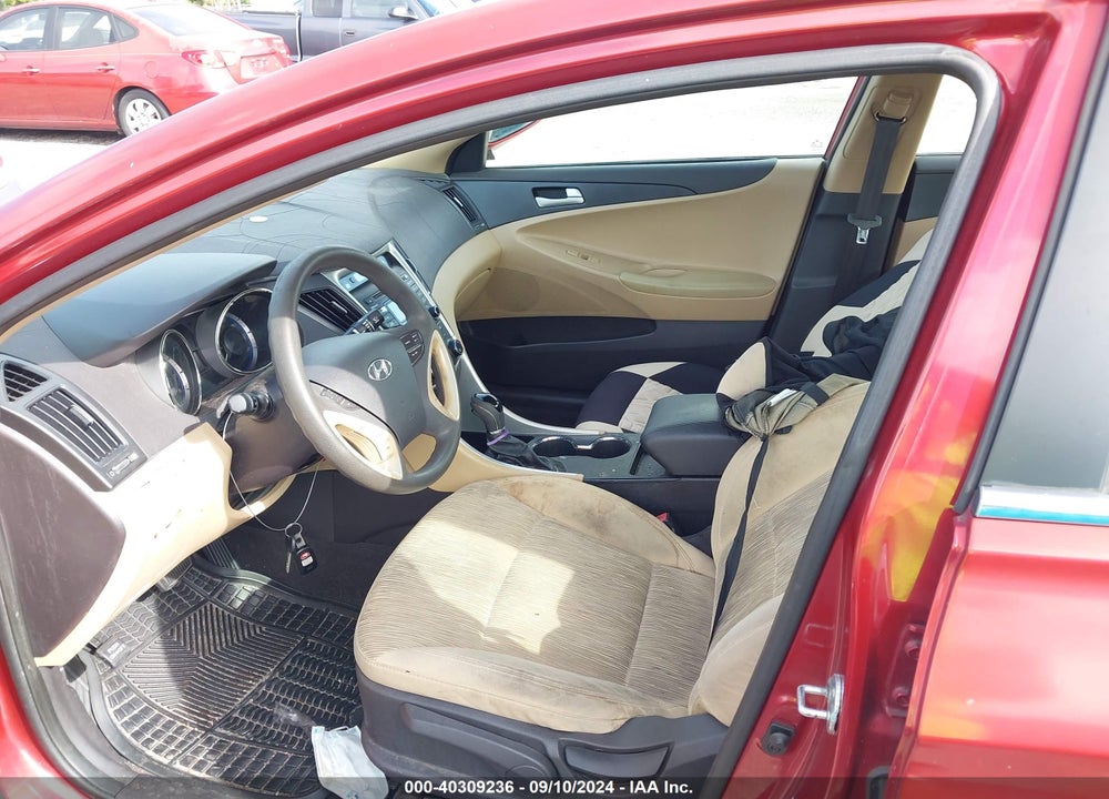 2013 HYUNDAI SONATA GLS VIN: 5NPEB4AC0DH570668