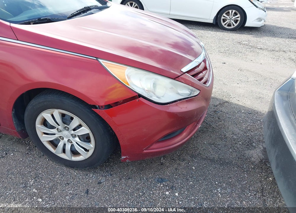 2013 HYUNDAI SONATA GLS VIN: 5NPEB4AC0DH570668