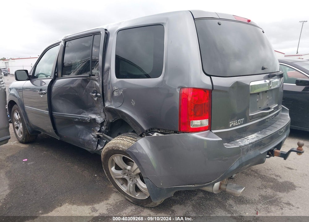2015 HONDA PILOT EX-L VIN: 5FNYF3H56FB004096