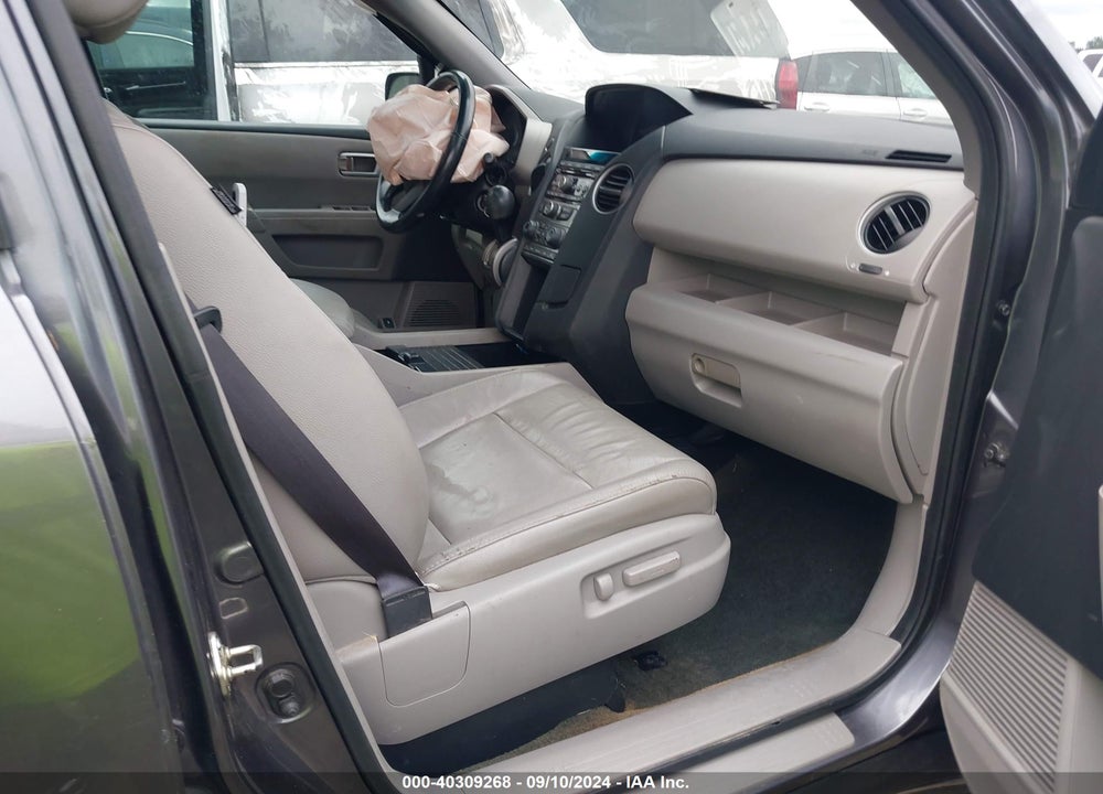 2015 HONDA PILOT EX-L VIN: 5FNYF3H56FB004096