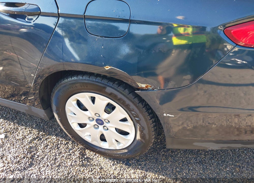 2014 FORD FUSION S VIN: 3FA6P0G75ER253854