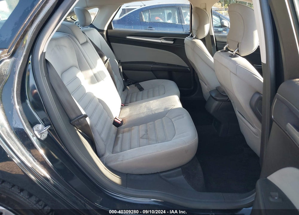 2014 FORD FUSION S VIN: 3FA6P0G75ER253854