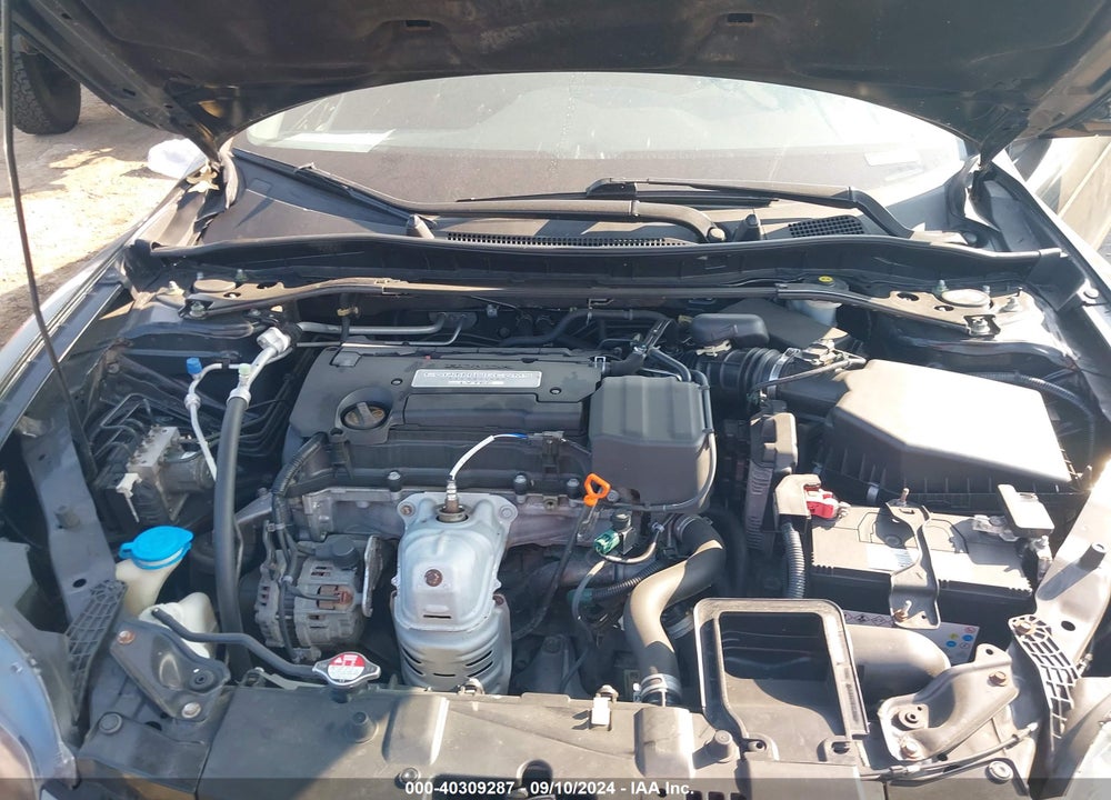 2014 HONDA ACCORD EX VIN: 1HGCT1B75EA014015