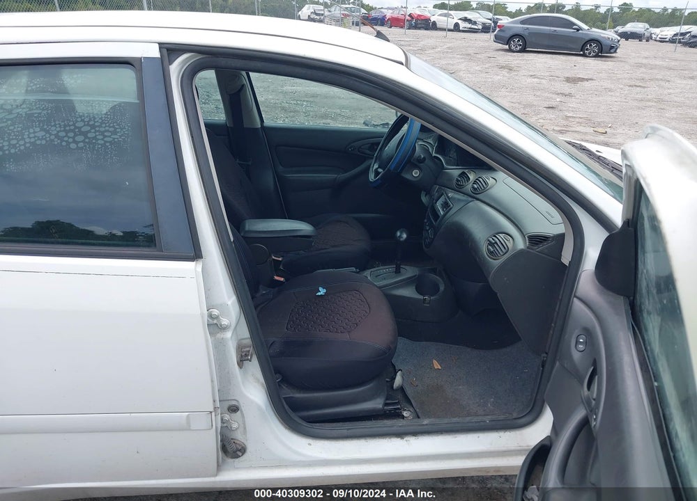 2001 FORD FOCUS SE VIN: 1FAFP34351W192399