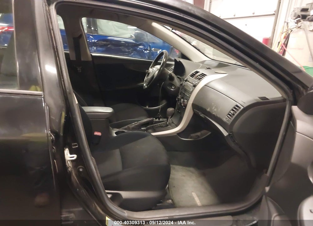 2009 TOYOTA COROLLA S VIN: 1NXBU40E29Z033101