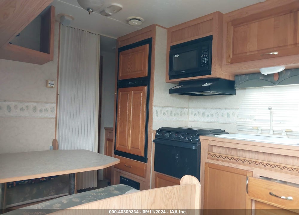 2005 JAYCO JAY FLIGHT VIN: 1UJBJ02N751EF0159