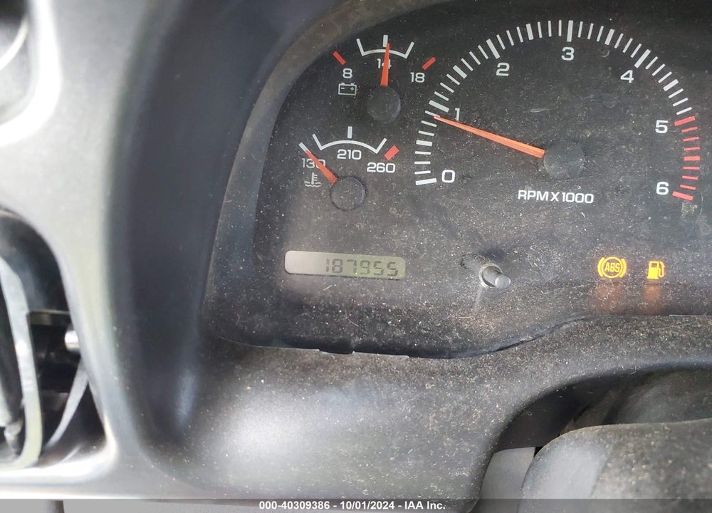 1998 DODGE RAM 1500 ST VIN: 3B7HC13Y8WG165686