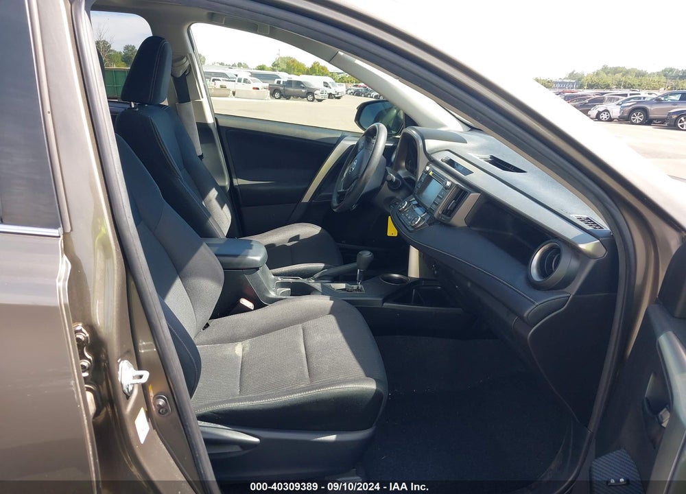 2013 TOYOTA RAV4 XLE VIN: JTMRFREVXDD015828