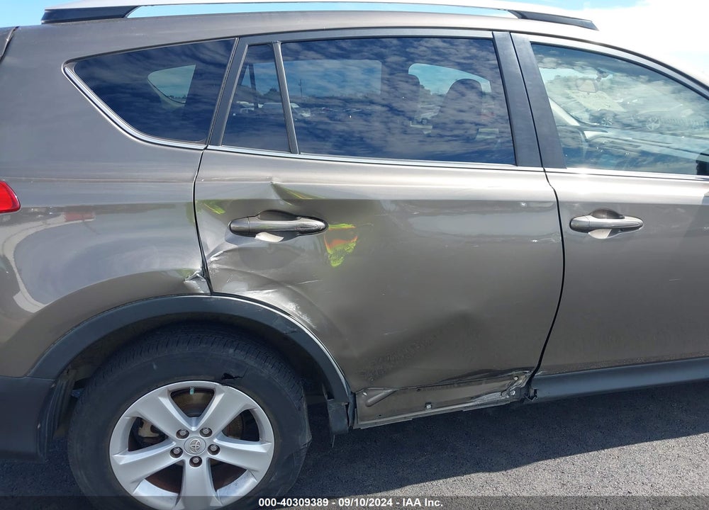 2013 TOYOTA RAV4 XLE VIN: JTMRFREVXDD015828
